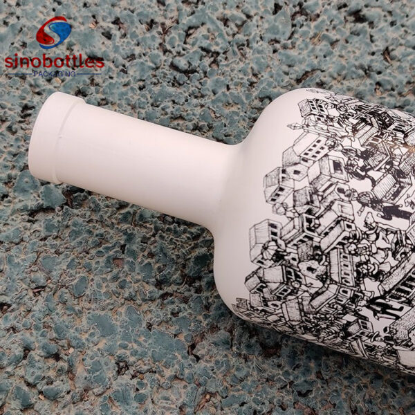 White spraying and screen printing glass bottle design
