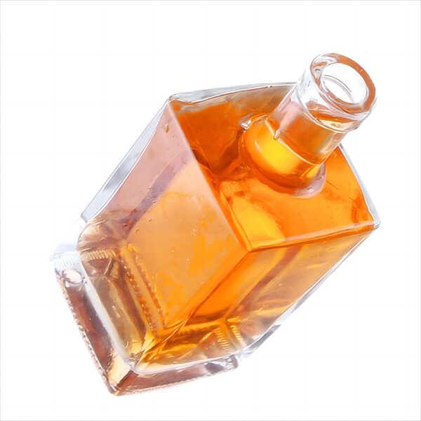 700ml square empty vodka glass bottle design