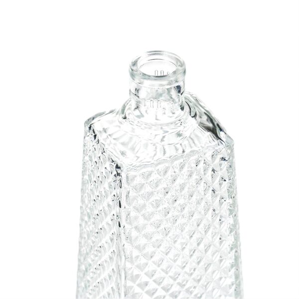 700ml diamonde full cut engraved premium quality square glass bottle