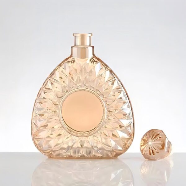 700ml Latest Design UV glass whisky bottle with cap